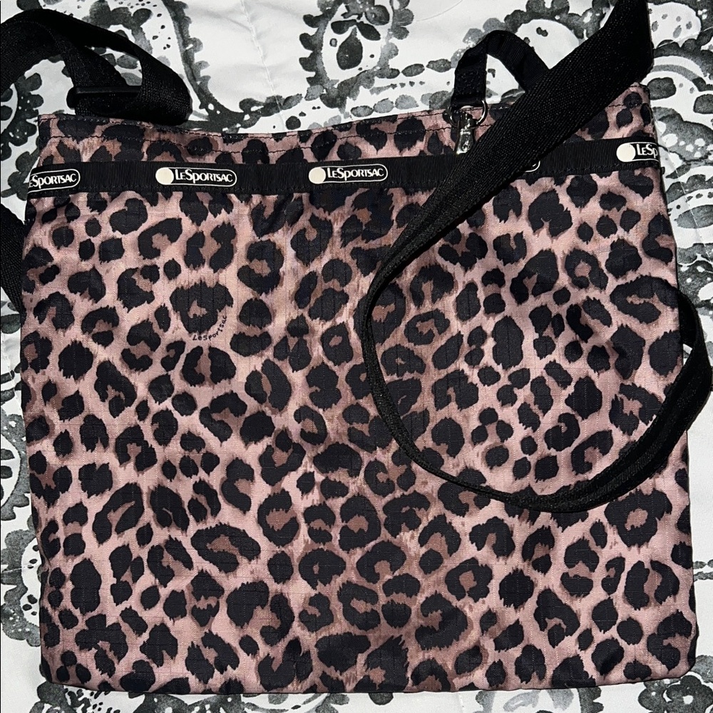 LeSportsac Leopard crossbody. Great for any casual occasion.